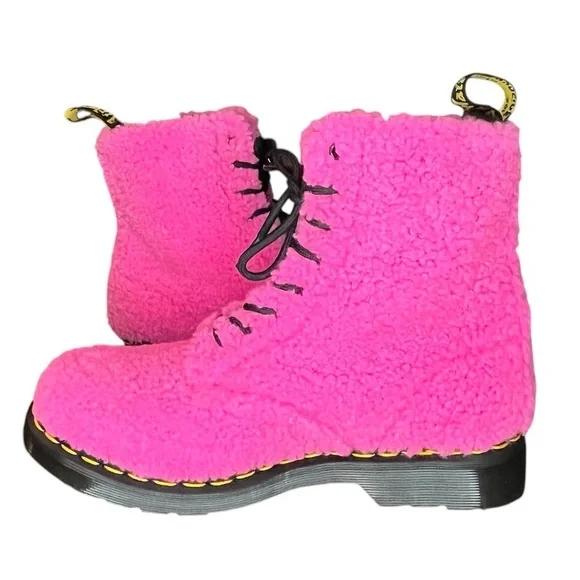 Dr. Marten’s Women’s 1460 Pascal Faux Fur 8 Eye Boots - Picture 3 of 10